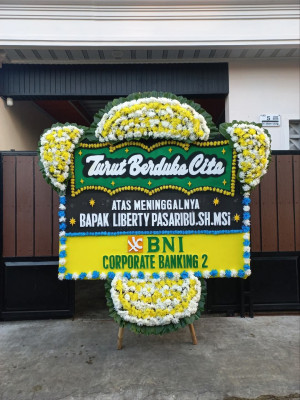 Papan Bunga Duka di Sekarbela
