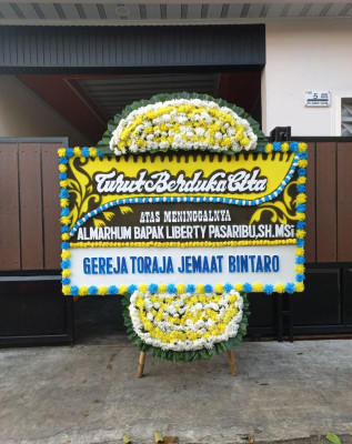 Papan Bunga Duka di Sekarbela